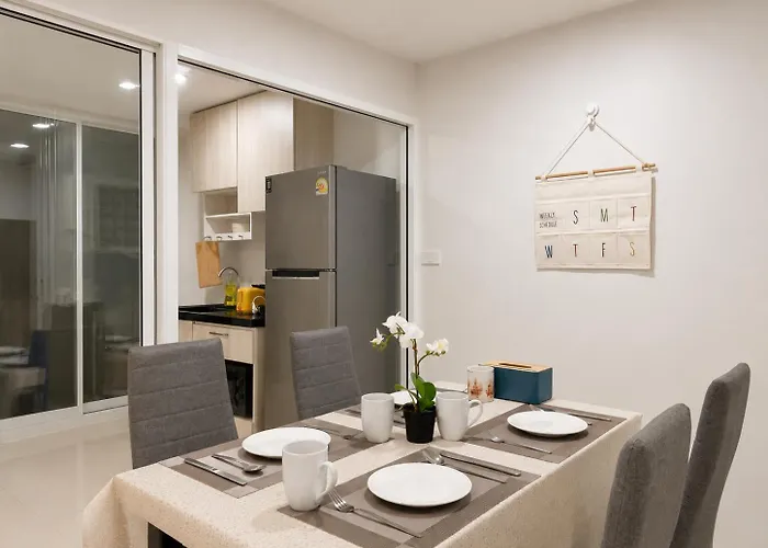 High-rise 2br 2bath Near Bts Family Bangkok