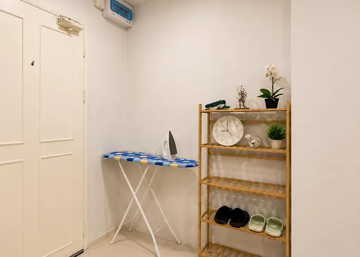 High-rise 2br 2bath Near Bts Family * Bangkok