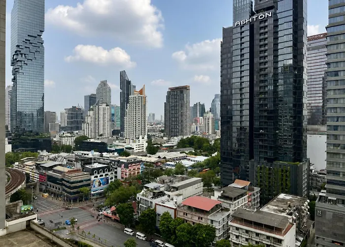 High-rise 2br 2bath Near Bts Family * Bangkok